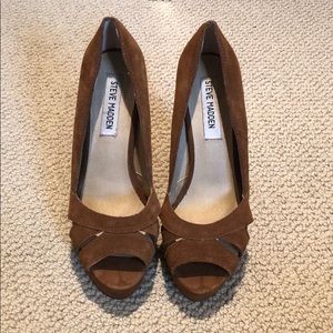 Suede brown Steve Madden Heels